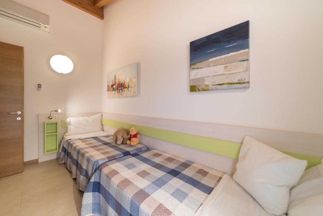 Villaggio Tamerici Линяно Сабиадоро Екстериор снимка