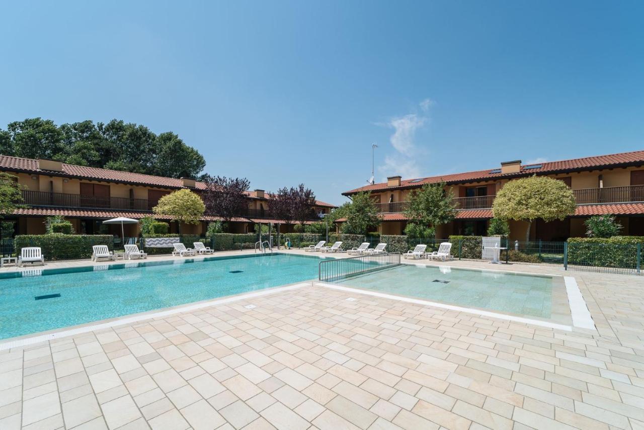 Villaggio Tamerici Линяно Сабиадоро Екстериор снимка